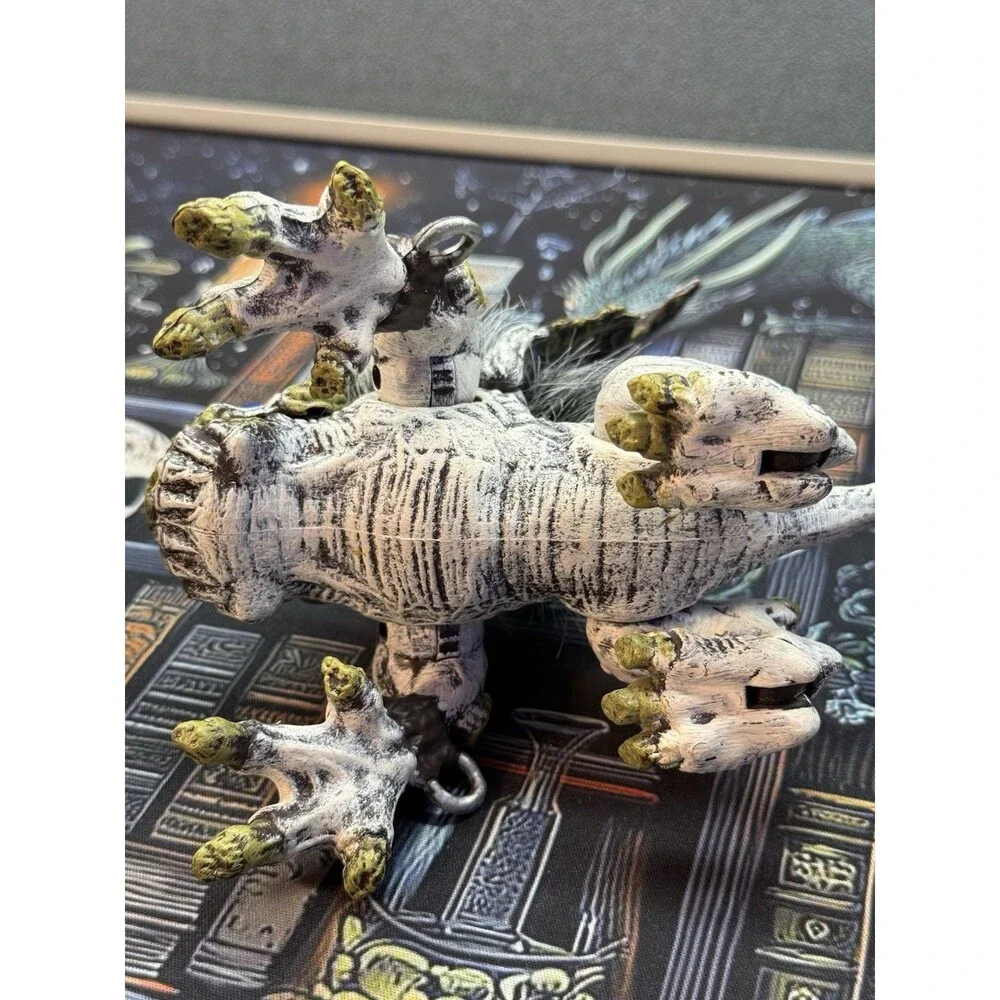 MEGA BLOKS VORGAN ICE FANG WHITE HAIRY DRAGON BEAST MONSTER FIGURE 5